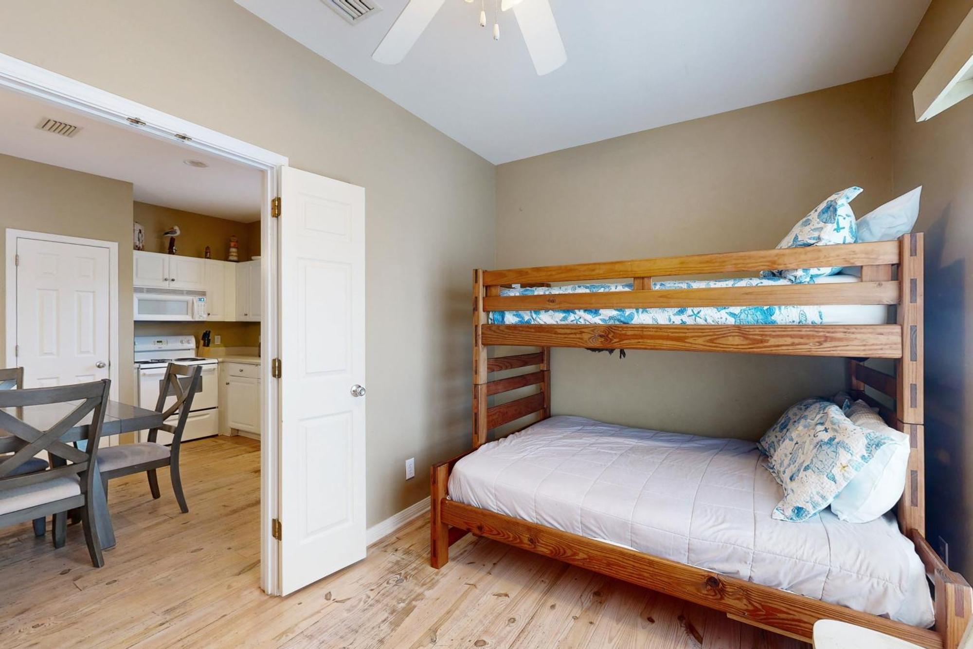 The Rookery #1601 - Quiet Holiday home